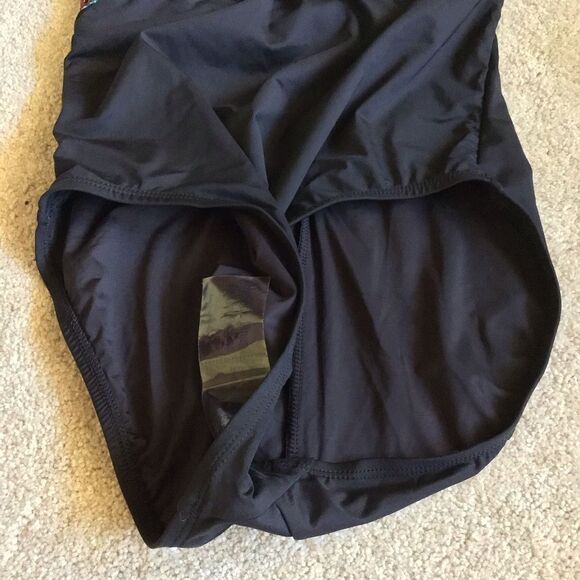 NWOT La Blanca Running Stitch One Piece Swimsuit - Picture 4 of 8